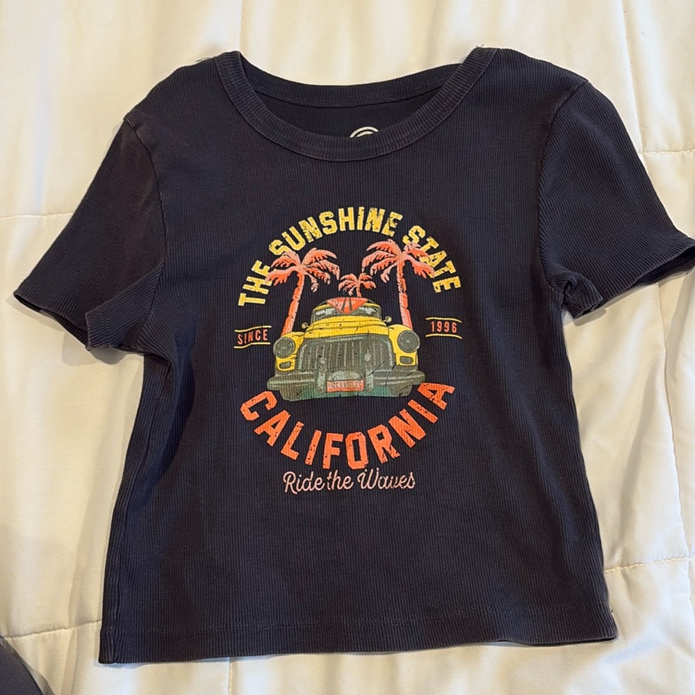 Cropped Baby T-Shirt (Grey) (The Sunshine State California)